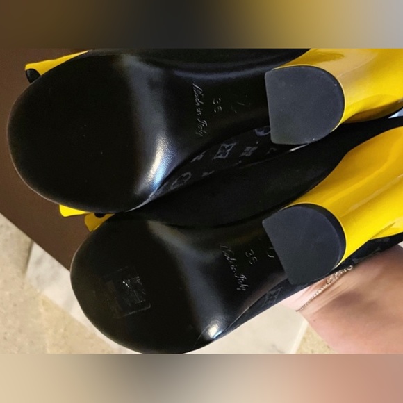 Authentic Louis Vuitton ULTRA RARE Limited Edition Kusama Yellow Polka Dot Heels - Picture 6 of 13